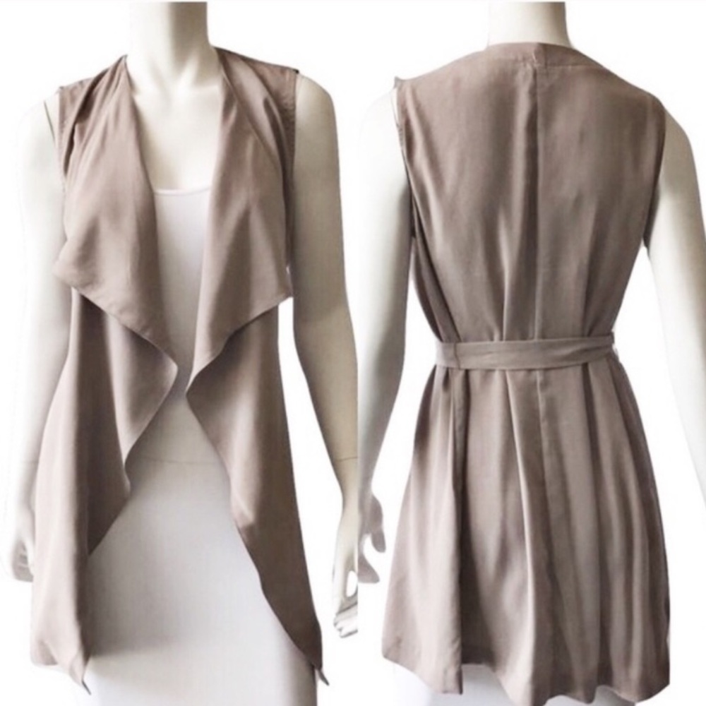 ❤️... Artisan Ny Taupe Tencel Vest